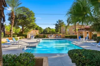 Photo #1: 2739271 Listing 