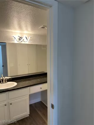 Photo #4: 2739283 Listing 