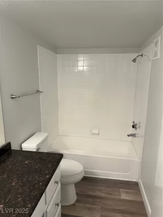 Photo #6: 2739283 Listing 