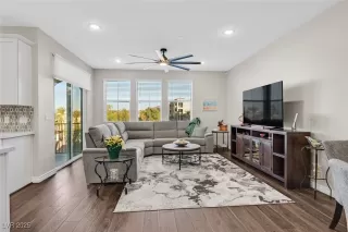 Photo #3: 2739294 Listing 