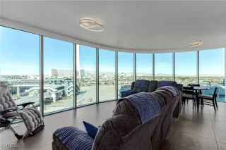 Photo #5: 2739317 Listing 