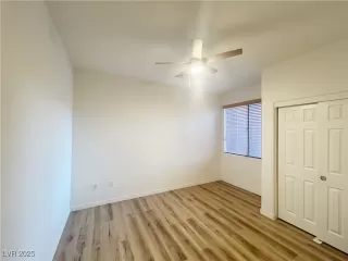 Photo #4: 2739327 Listing 