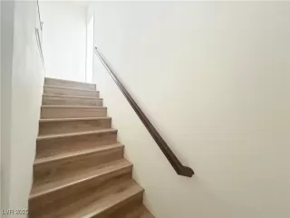 Photo #6: 2739327 Listing 