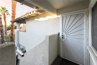 Photo #6: 2739328 Listing 