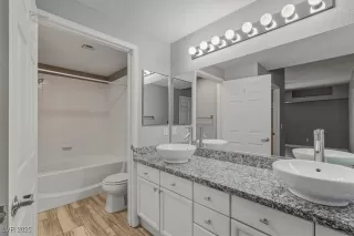 Photo #6: 2739329 Listing 