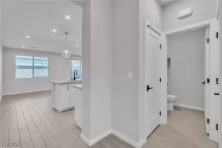 Photo #6: 2739426 Listing