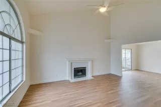 Photo #2: 2739448 Listing 