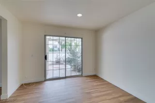 Photo #6: 2739448 Listing 