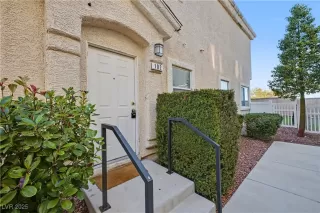 Photo #4: 2739460 Listing 