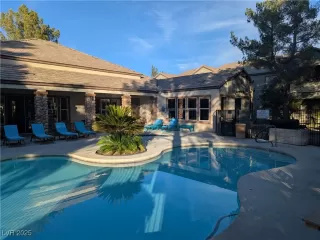 Photo #5: 2739486 Listing 