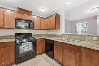 Photo #5: 2739511 Listing 