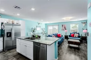 Photo #4: 2739544 Listing 