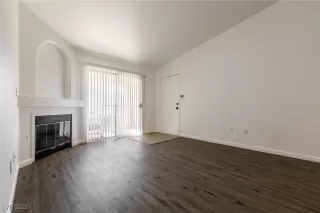 Photo #4: 2739567 Listing 