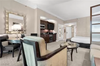 Photo #4: 2739584 Listing