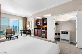 Photo #5: 2739584 Listing