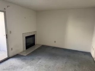 Photo #4: 2739637 Listing 