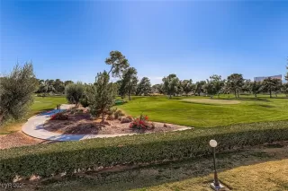 Photo #2: 2739654 Listing