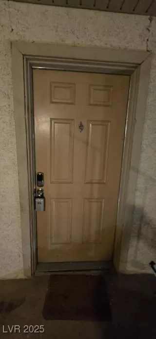 Photo #1: 2739683 Listing 