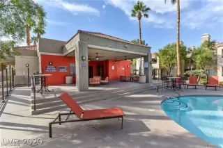 Photo #3: 2739699 Listing 