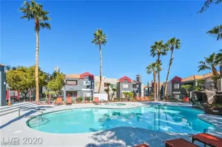 Photo #5: 2739699 Listing 