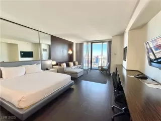 Photo #3: 2739715 Listing