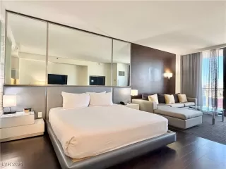 Photo #4: 2739715 Listing