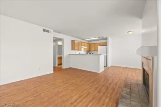 Photo #2: 2739730 Listing