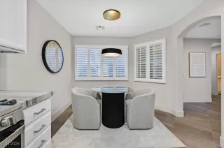 Photo #5: 2739741 Listing