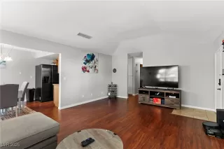 Photo #5: 2739742 Listing 