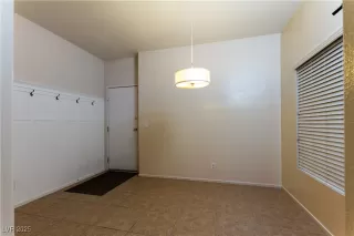 Photo #4: 2739758 Listing