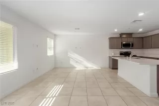 Photo #5: 2739766 Listing 