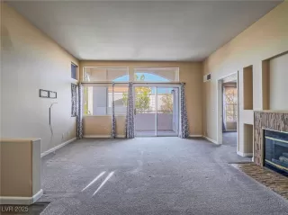 Photo #6: 2739809 Listing