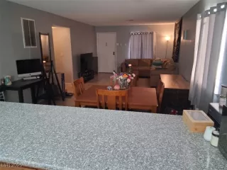 Photo #4: 2739820 Listing 