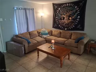 Photo #5: 2739820 Listing 