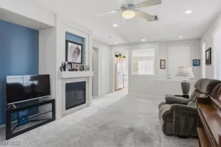 Photo #6: 2739889 Listing