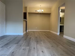 Photo #6: 2739905 Listing 