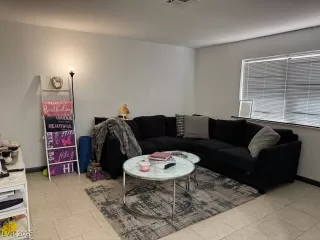 Photo #4: 2740002 Listing