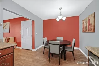 Photo #2: 2740068 Listing 