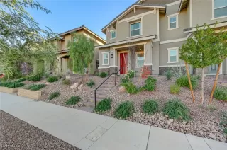 Photo #3: 2740070 Listing 