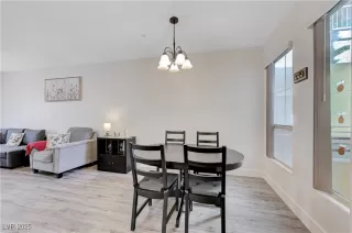 Photo #3: 2740090 Listing