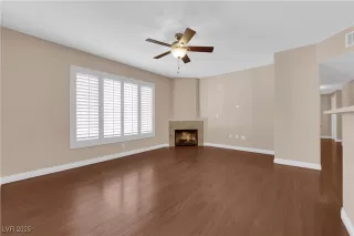 Photo #6: 2740110 Listing