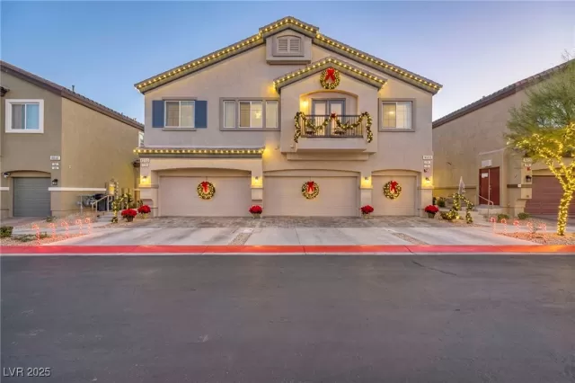 MLS: 2740220 Condo For Sale