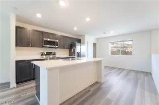 Photo #5: 2740275 Listing 