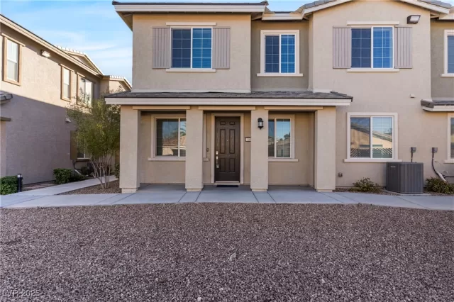 MLS: 2740283 Condo For Sale