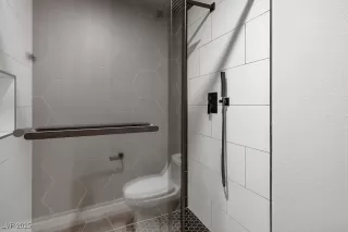 Photo #5: 2740307 Listing 