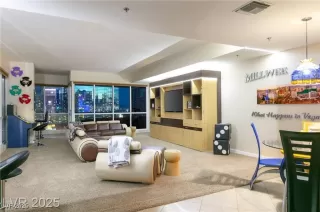 Photo #5: 2740313 Listing