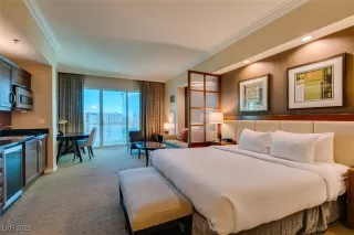 Photo #2: 2740344 Listing