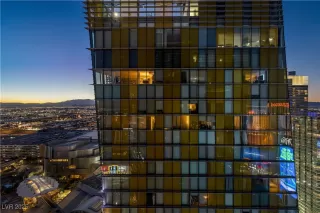 Photo #4: 2740353 Listing