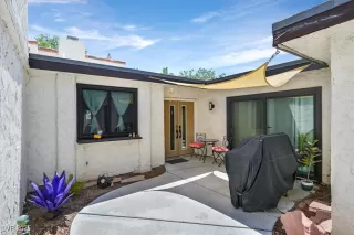 Photo #2: 2740362 Listing