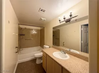 Photo #5: 2740397 Listing 